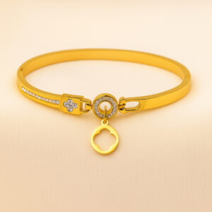 Dangling Charm Bracelet